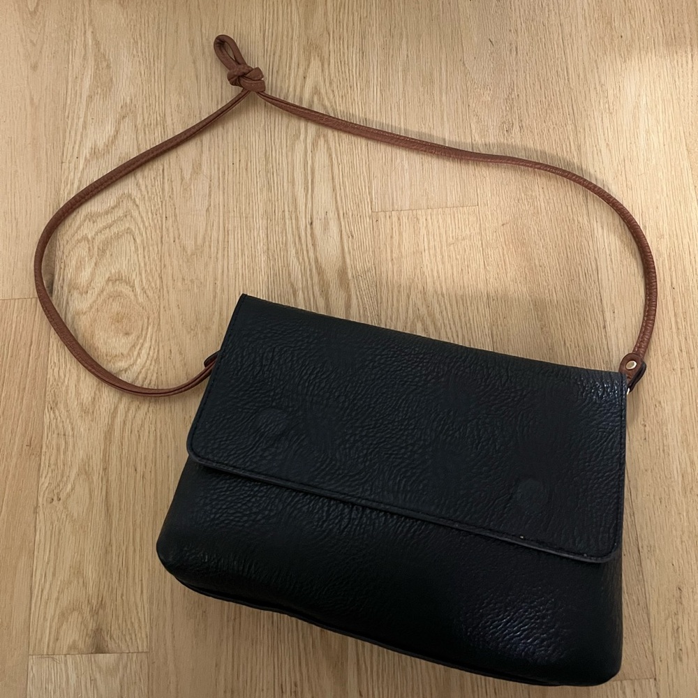 Reversible Urban Outfitters Crossbody
